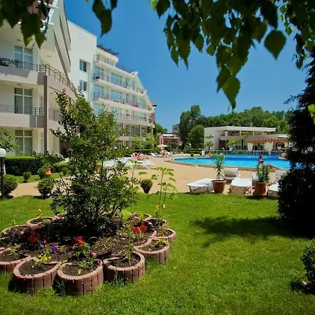 Sun Village Paradise *